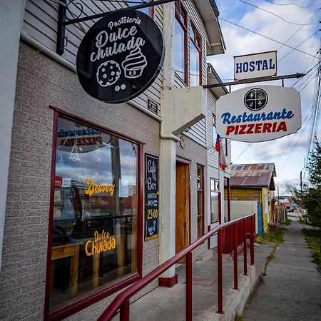 Hostal Alcazar Puerto Natales Exteriör bild