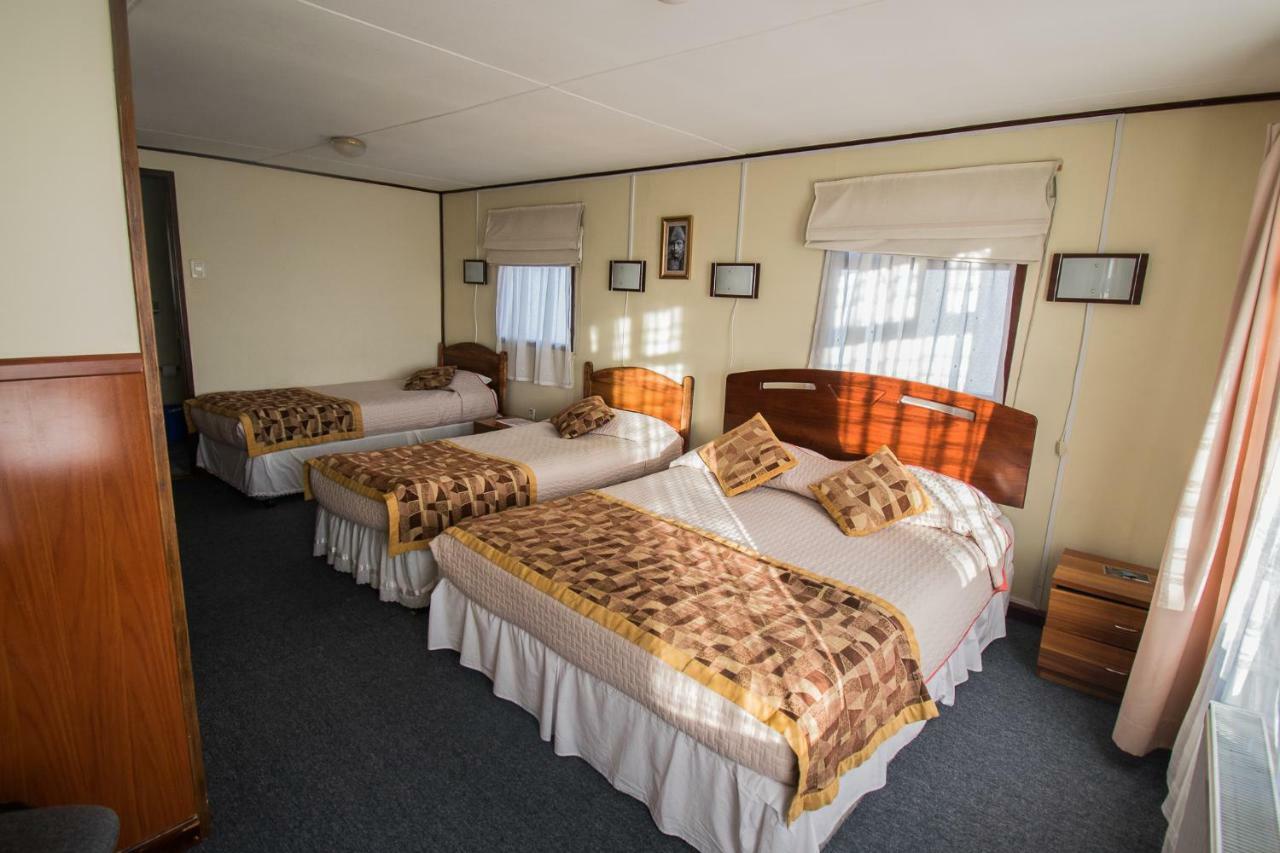 Hostal Alcazar Puerto Natales Exteriör bild