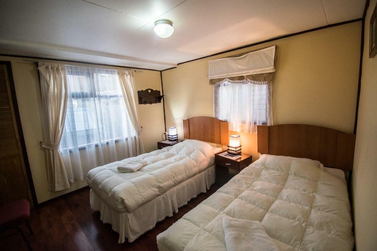 Hostal Alcazar Puerto Natales Exteriör bild